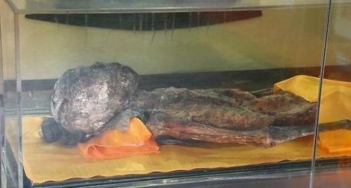 怀孕古尸被埋600年后产下活婴特灵娜