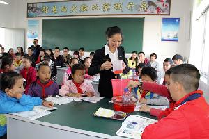 罗平县教育局举行全县中小学实验课堂教学竞赛